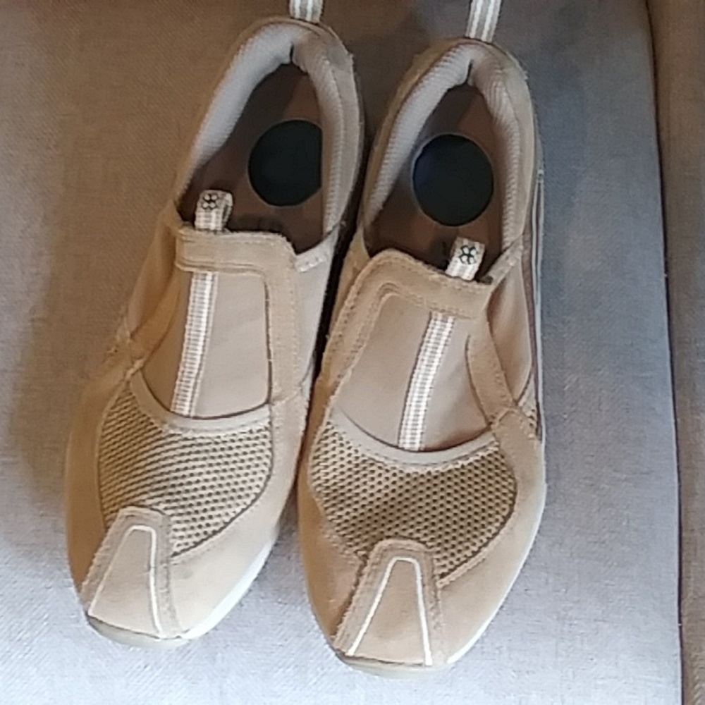 Tan Dr Schools Active Sport Slip On Walkers